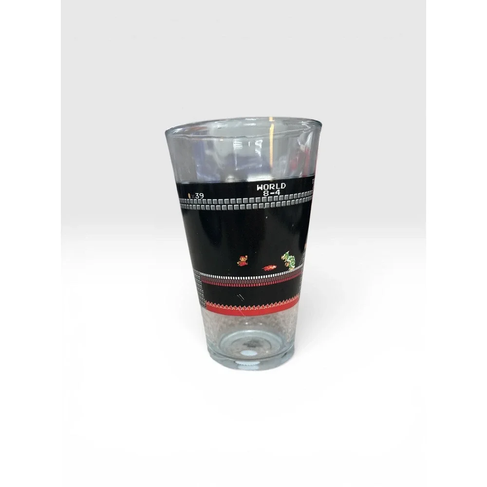 Nintendo Super Mario Bros World 8-4 Pint Glass 16oz CultureFly 2021 Retro Gaming